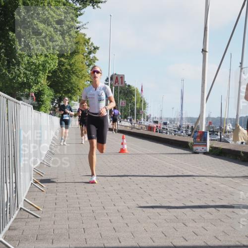 17.08.2025 - KN Förde Triathlon 2025 KatJ http://msf.ph/oto/8583480 17.08.2025 10:06:35 Laufen 105, 122, 166 meine-sportfotos.de