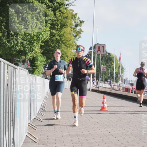 17.08.2025 - KN Förde Triathlon 2025 KatJ http://msf.ph/oto/8583511 17.08.2025 10:06:39 Laufen 105, 122, 166 meine-sportfotos.de