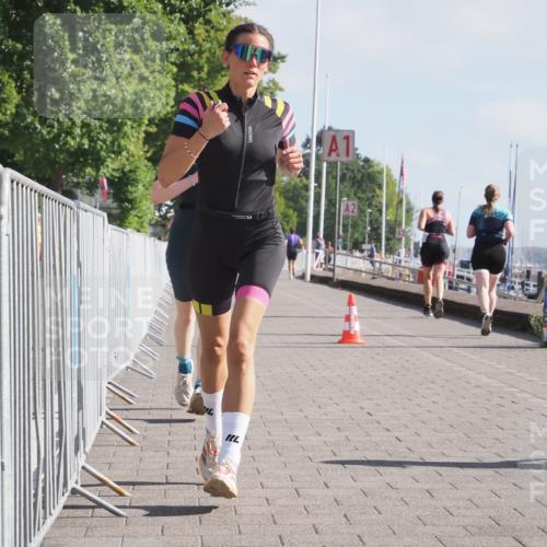 17.08.2025 - KN Förde Triathlon 2025 KatJ http://msf.ph/oto/8583538 17.08.2025 10:06:40 Laufen 122, 166 meine-sportfotos.de