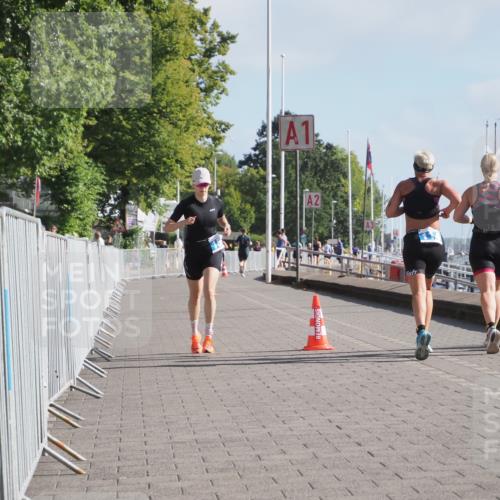 17.08.2025 - KN Förde Triathlon 2025 KatJ http://msf.ph/oto/8583666 17.08.2025 10:07:11 Laufen 150 meine-sportfotos.de