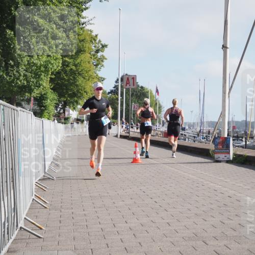 17.08.2025 - KN Förde Triathlon 2025 KatJ http://msf.ph/oto/8583690 17.08.2025 10:07:12 Laufen 150 meine-sportfotos.de