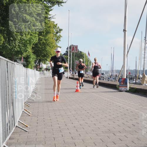 17.08.2025 - KN Förde Triathlon 2025 KatJ http://msf.ph/oto/8583694 17.08.2025 10:07:12 Laufen 150 meine-sportfotos.de