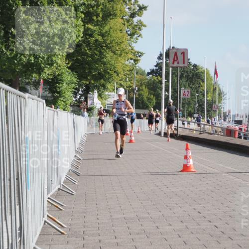 17.08.2025 - KN Förde Triathlon 2025 KatJ http://msf.ph/oto/8583726 17.08.2025 10:07:30 Laufen 113 meine-sportfotos.de