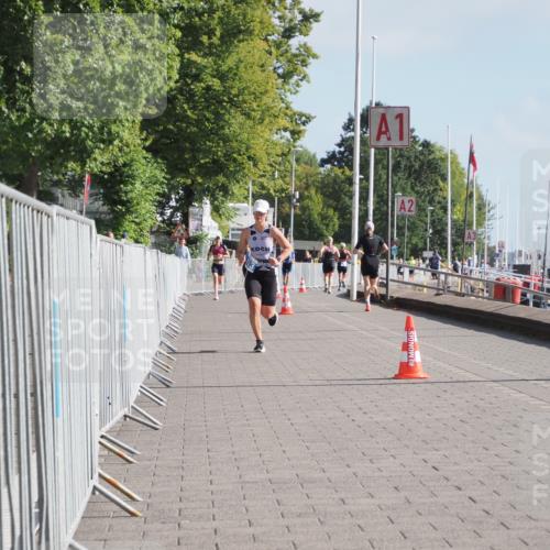 17.08.2025 - KN Förde Triathlon 2025 KatJ http://msf.ph/oto/8583729 17.08.2025 10:07:30 Laufen 113 meine-sportfotos.de