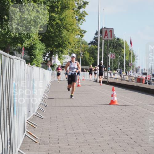 17.08.2025 - KN Förde Triathlon 2025 KatJ http://msf.ph/oto/8583741 17.08.2025 10:07:31 Laufen 113 meine-sportfotos.de
