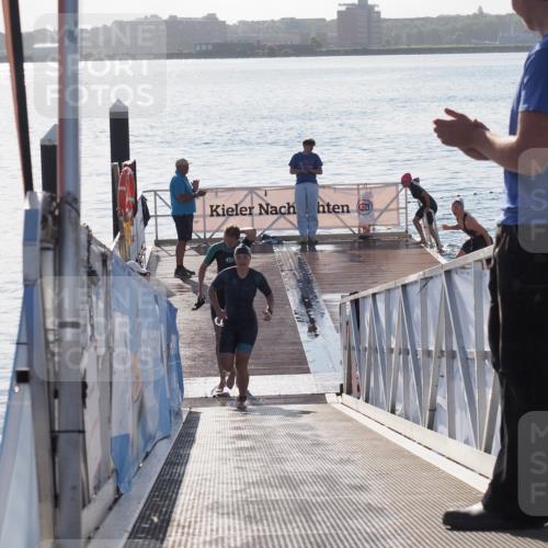 17.08.2025 - KN Förde Triathlon 2025 MichiJ http://msf.ph/oto/8583746 17.08.2025 09:22:00 Schwimmen 212, 215, 244, 210, 212, 213, 215, 224, 242 meine-sportfotos.de