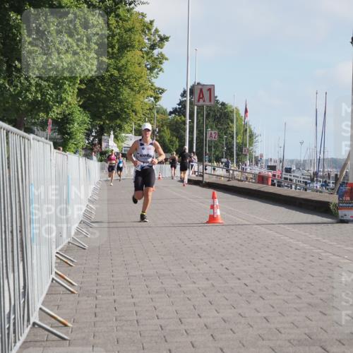 17.08.2025 - KN Förde Triathlon 2025 KatJ http://msf.ph/oto/8583752 17.08.2025 10:07:32 Laufen 113 meine-sportfotos.de
