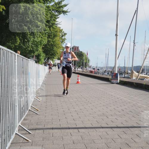17.08.2025 - KN Förde Triathlon 2025 KatJ http://msf.ph/oto/8583800 17.08.2025 10:07:35 Laufen 113 meine-sportfotos.de