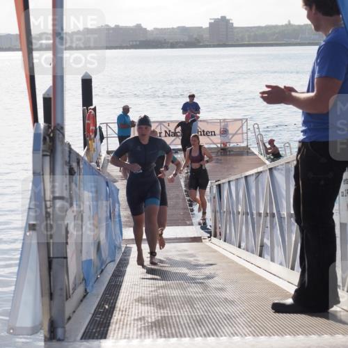 17.08.2025 - KN Förde Triathlon 2025 MichiJ http://msf.ph/oto/8583825 17.08.2025 09:22:02 Schwimmen 212, 215, 244, 210, 212, 213, 215, 224, 242 meine-sportfotos.de