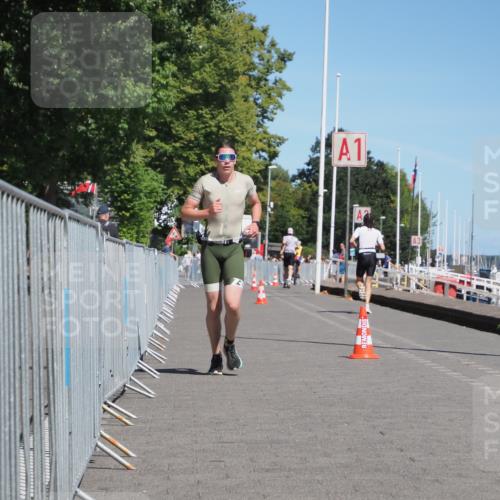 17.08.2025 - KN Förde Triathlon 2025 KatJ http://msf.ph/oto/8583916 17.08.2025 13:25:17 Laufen 548 meine-sportfotos.de