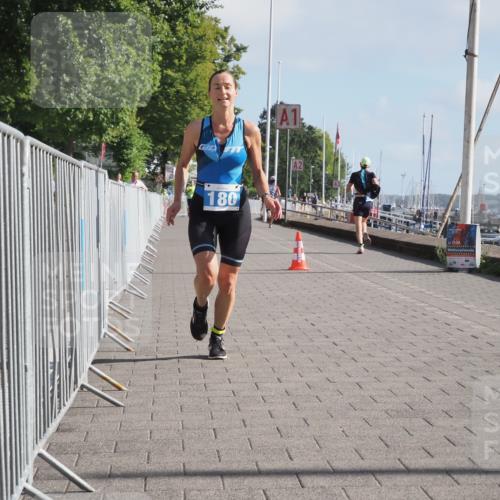 17.08.2025 - KN Förde Triathlon 2025 KatJ http://msf.ph/oto/8583923 17.08.2025 10:07:54 Laufen 108, 180 meine-sportfotos.de