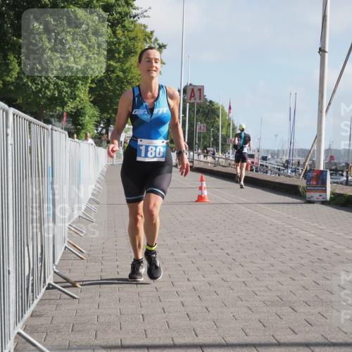17.08.2025 - KN Förde Triathlon 2025 KatJ http://msf.ph/oto/8583928 17.08.2025 10:07:54 Laufen 108, 180 meine-sportfotos.de