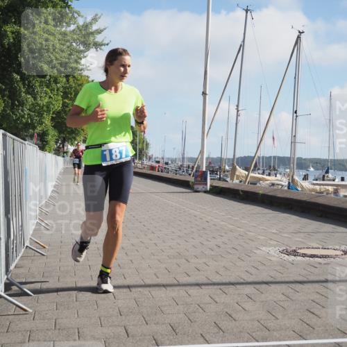 17.08.2025 - KN Förde Triathlon 2025 KatJ http://msf.ph/oto/8584005 17.08.2025 10:08:11 Laufen 143, 187 meine-sportfotos.de