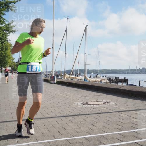 17.08.2025 - KN Förde Triathlon 2025 KatJ http://msf.ph/oto/8584016 17.08.2025 10:08:11 Laufen 143, 187 meine-sportfotos.de