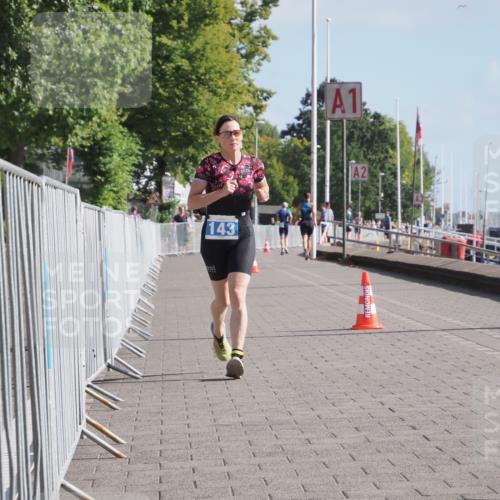 17.08.2025 - KN Förde Triathlon 2025 KatJ http://msf.ph/oto/8584034 17.08.2025 10:08:15 Laufen 143 meine-sportfotos.de