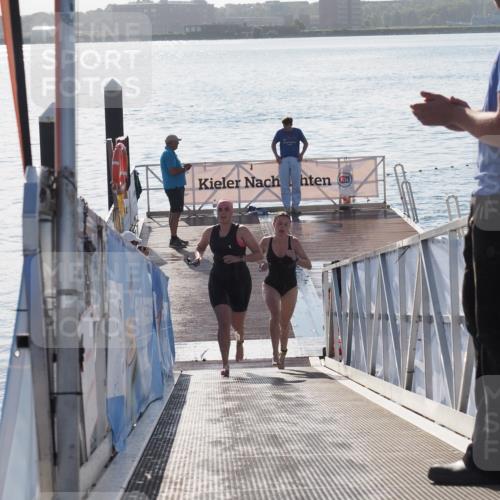 17.08.2025 - KN Förde Triathlon 2025 MichiJ http://msf.ph/oto/8584052 17.08.2025 09:22:12 Schwimmen 210, 212, 213, 215, 224, 242, 111, 208, 213, 224 meine-sportfotos.de