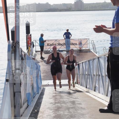 17.08.2025 - KN Förde Triathlon 2025 MichiJ http://msf.ph/oto/8584085 17.08.2025 09:22:13 Schwimmen 210, 212, 213, 215, 224, 242, 111, 208, 213, 224 meine-sportfotos.de