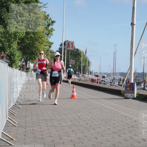 17.08.2025 - KN Förde Triathlon 2025 KatJ http://msf.ph/oto/8584088 17.08.2025 10:32:40 Laufen 120, 171 meine-sportfotos.de