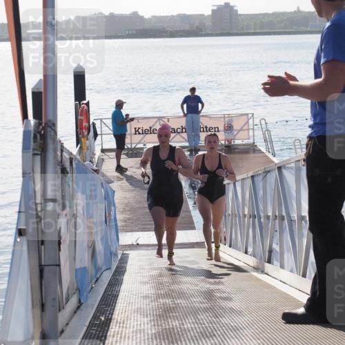 17.08.2025 - KN Förde Triathlon 2025 MichiJ http://msf.ph/oto/8584097 17.08.2025 09:22:13 Schwimmen 210, 212, 213, 215, 224, 242, 111, 208, 213, 224 meine-sportfotos.de