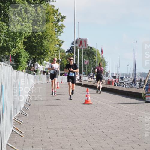 17.08.2025 - KN Förde Triathlon 2025 KatJ http://msf.ph/oto/8584111 17.08.2025 10:08:31 Laufen 103, 133 meine-sportfotos.de