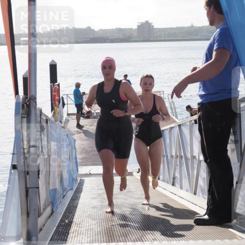 17.08.2025 - KN Förde Triathlon 2025 MichiJ http://msf.ph/oto/8584137 17.08.2025 09:22:15 Schwimmen 210, 213, 215, 224, 242, 111, 208, 213, 224 meine-sportfotos.de