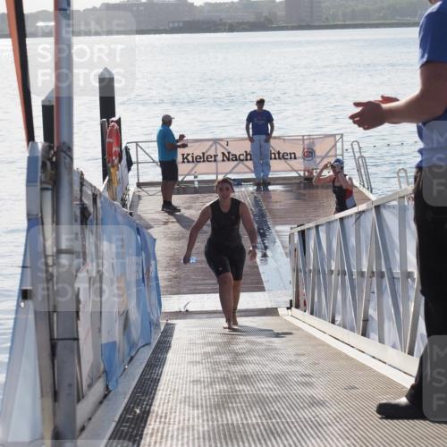 17.08.2025 - KN Förde Triathlon 2025 MichiJ http://msf.ph/oto/8584164 17.08.2025 09:22:22 Schwimmen 208, 213, 224, 111, 208, 221, 235 meine-sportfotos.de