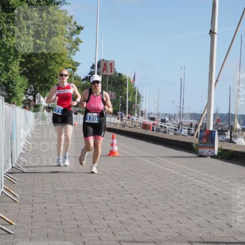 17.08.2025 - KN Förde Triathlon 2025 KatJ http://msf.ph/oto/8584166 17.08.2025 10:32:40 Laufen 120, 171 meine-sportfotos.de