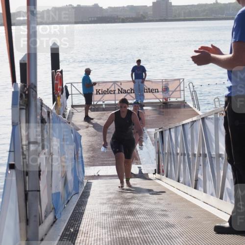 17.08.2025 - KN Förde Triathlon 2025 MichiJ http://msf.ph/oto/8584179 17.08.2025 09:22:23 Schwimmen 111, 208, 213, 224, 111, 208, 221, 235 meine-sportfotos.de