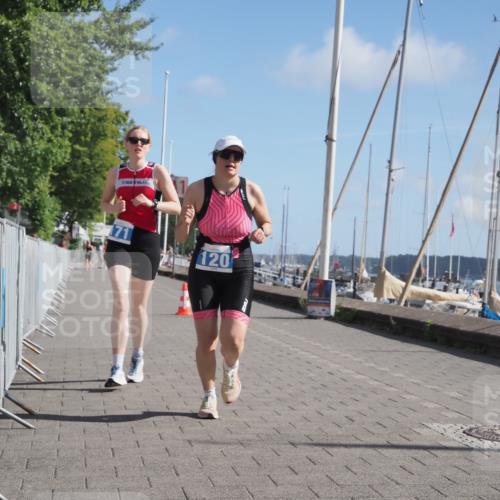 17.08.2025 - KN Förde Triathlon 2025 KatJ http://msf.ph/oto/8584224 17.08.2025 10:32:43 Laufen 120, 171 meine-sportfotos.de