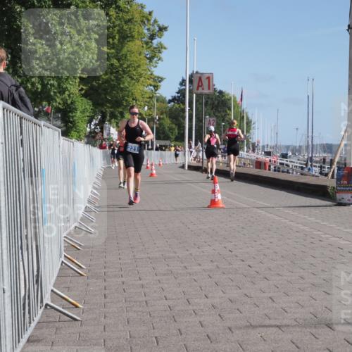 17.08.2025 - KN Förde Triathlon 2025 KatJ http://msf.ph/oto/8584234 17.08.2025 10:33:01 Laufen 221 meine-sportfotos.de