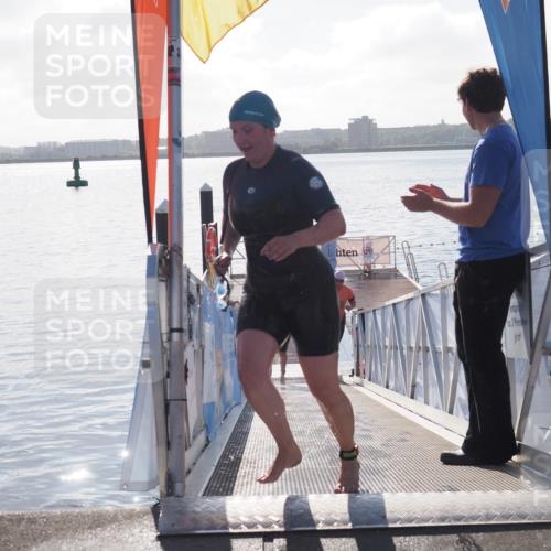 17.08.2025 - KN Förde Triathlon 2025 MichiJ http://msf.ph/oto/8584358 17.08.2025 09:22:32 Schwimmen 111, 208, 221, 235, 221, 235, 246 meine-sportfotos.de