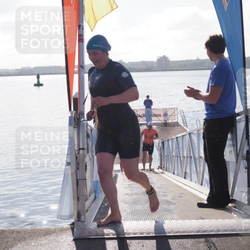 17.08.2025 - KN Förde Triathlon 2025 MichiJ http://msf.ph/oto/8584362 17.08.2025 09:22:32 Schwimmen 111, 208, 221, 235, 221, 235, 246 meine-sportfotos.de