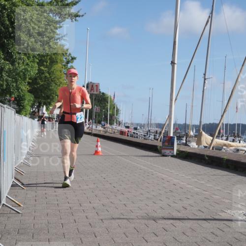 17.08.2025 - KN Förde Triathlon 2025 KatJ http://msf.ph/oto/8584375 17.08.2025 10:33:09 Laufen 215, 221, 225 meine-sportfotos.de