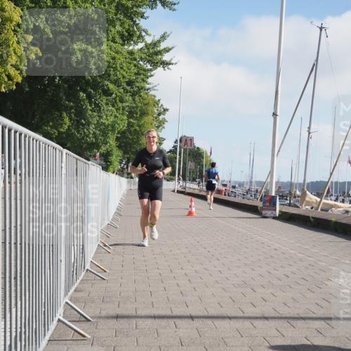 17.08.2025 - KN Förde Triathlon 2025 KatJ http://msf.ph/oto/8584376 17.08.2025 10:09:23 Laufen 144, 162, 173 meine-sportfotos.de