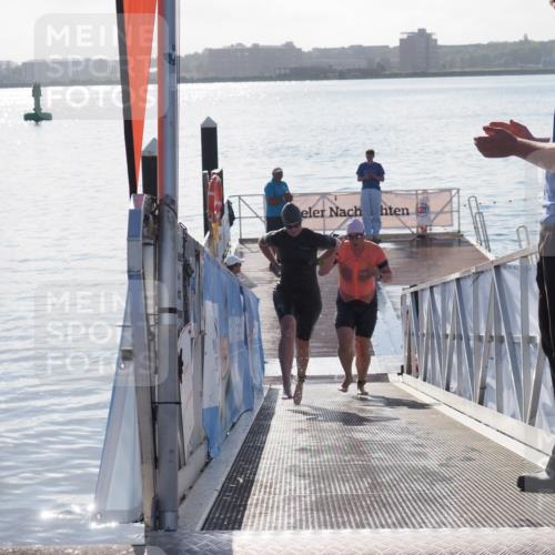 17.08.2025 - KN Förde Triathlon 2025 MichiJ http://msf.ph/oto/8584377 17.08.2025 09:22:33 Schwimmen 111, 208, 221, 235, 221, 235, 246 meine-sportfotos.de