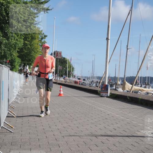 17.08.2025 - KN Förde Triathlon 2025 KatJ http://msf.ph/oto/8584381 17.08.2025 10:33:09 Laufen 215, 221, 225 meine-sportfotos.de