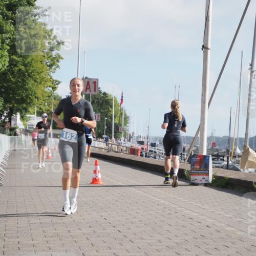 17.08.2025 - KN Förde Triathlon 2025 KatJ http://msf.ph/oto/8584423 17.08.2025 10:09:28 Laufen 136, 144, 162 meine-sportfotos.de