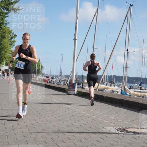 17.08.2025 - KN Förde Triathlon 2025 KatJ http://msf.ph/oto/8584430 17.08.2025 10:33:13 Laufen 215, 225 meine-sportfotos.de