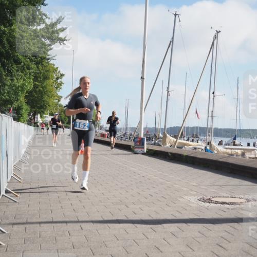 17.08.2025 - KN Förde Triathlon 2025 KatJ http://msf.ph/oto/8584454 17.08.2025 10:09:29 Laufen 136, 162 meine-sportfotos.de