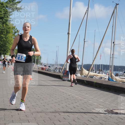 17.08.2025 - KN Förde Triathlon 2025 KatJ http://msf.ph/oto/8584457 17.08.2025 10:33:13 Laufen 215, 225 meine-sportfotos.de
