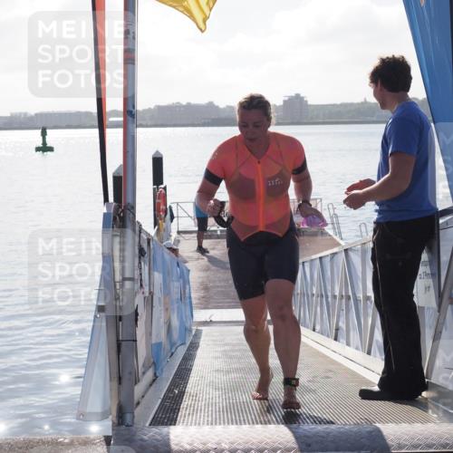 17.08.2025 - KN Förde Triathlon 2025 MichiJ http://msf.ph/oto/8584492 17.08.2025 09:22:37 Schwimmen 111, 221, 235, 235, 246, 249 meine-sportfotos.de