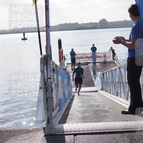 17.08.2025 - KN Förde Triathlon 2025 MichiJ http://msf.ph/oto/8584511 17.08.2025 09:22:44 Schwimmen 221, 235, 246, 246, 249 meine-sportfotos.de