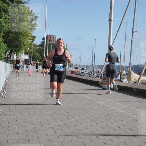 17.08.2025 - KN Förde Triathlon 2025 KatJ http://msf.ph/oto/8584603 17.08.2025 10:33:30 Laufen 223 meine-sportfotos.de