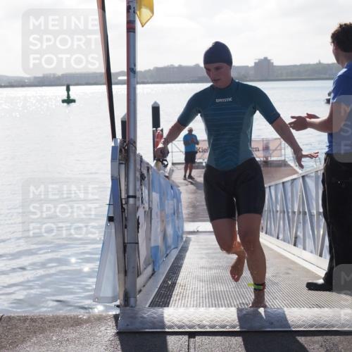 17.08.2025 - KN Förde Triathlon 2025 MichiJ http://msf.ph/oto/8584619 17.08.2025 09:22:47 Schwimmen 235, 246, 234, 246, 249 meine-sportfotos.de