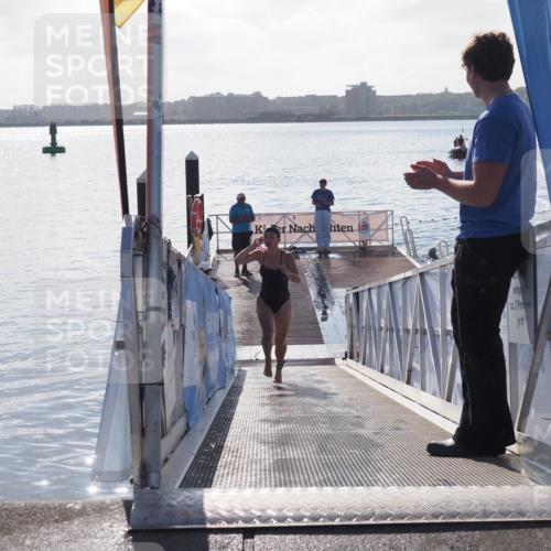 17.08.2025 - KN Förde Triathlon 2025 MichiJ http://msf.ph/oto/8584641 17.08.2025 09:22:51 Schwimmen 246, 249, 234, 249 meine-sportfotos.de