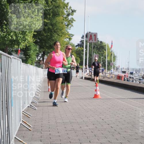 17.08.2025 - KN Förde Triathlon 2025 KatJ http://msf.ph/oto/8584662 17.08.2025 10:09:50 Laufen 135, 177, 204 meine-sportfotos.de