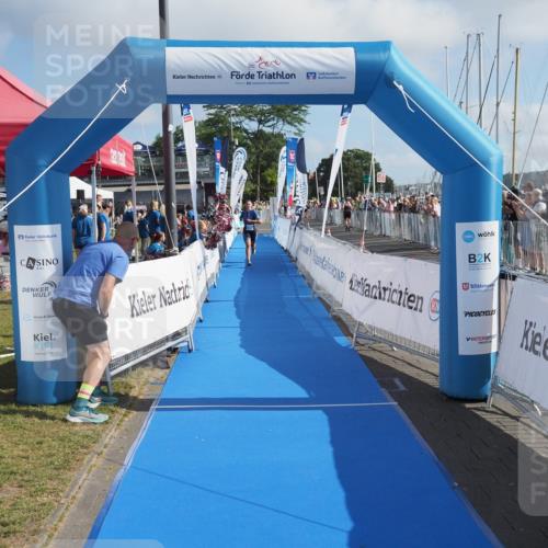 17.08.2025 - KN Förde Triathlon 2025 MichiJ http://msf.ph/oto/8584664 17.08.2025 10:10:29 Laufen 104 meine-sportfotos.de