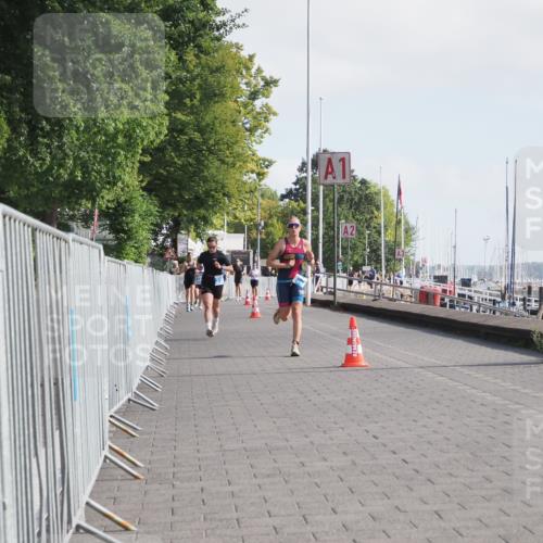 17.08.2025 - KN Förde Triathlon 2025 KatJ http://msf.ph/oto/8584827 17.08.2025 10:10:17 Laufen 121, 228 meine-sportfotos.de