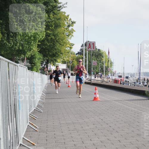 17.08.2025 - KN Förde Triathlon 2025 KatJ http://msf.ph/oto/8584831 17.08.2025 10:10:18 Laufen 121, 228 meine-sportfotos.de