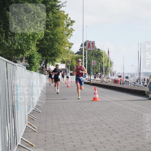 17.08.2025 - KN Förde Triathlon 2025 KatJ http://msf.ph/oto/8584837 17.08.2025 10:10:18 Laufen 121, 228 meine-sportfotos.de